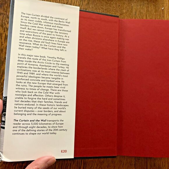 The Curtain and the Wall : A Modern Journey along Europe's Cold War Border by... - Picture 2 of 8